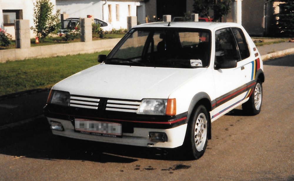 Peugeot_03.jpg