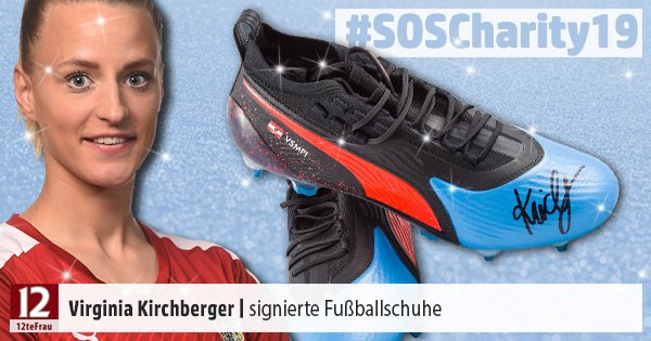 06-Kirchberger-Virginia-Fussballschuhe-signiert-OEFB-Frauen-Nationalteam-SOSCharity2019.jpg