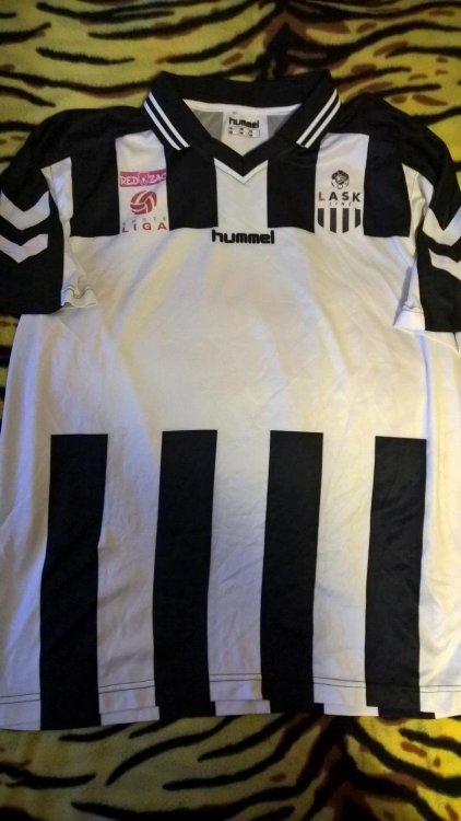 lask-linz-home-football-shirt-2004-2005-s_53473_1.jpg