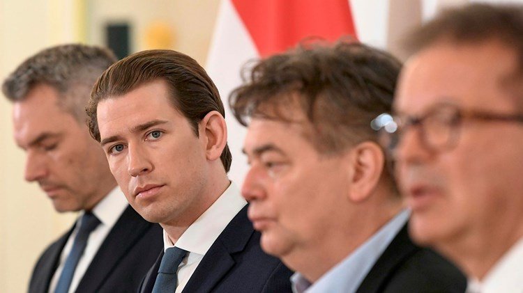 Kurz-Formation001.jpg