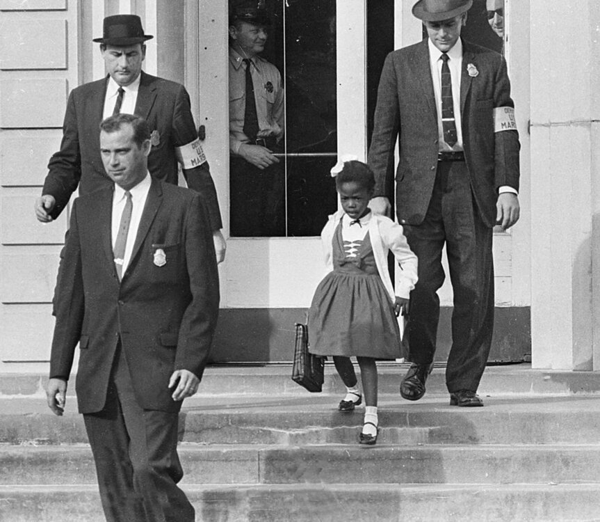 ruby_bridges_1.thumb.jpg.c08ab8372a01f0d4c41276c56bf8aa89.jpg