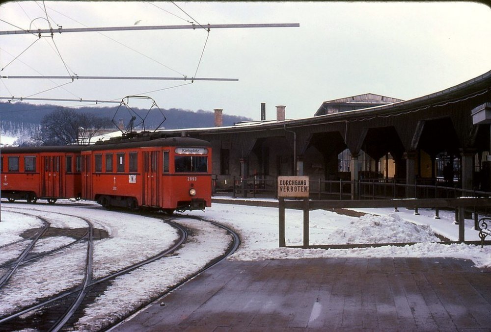 048L13130179_Stadtbahn_Hütteldorf,_Typ_N1_2893_13.01.1979.jpg