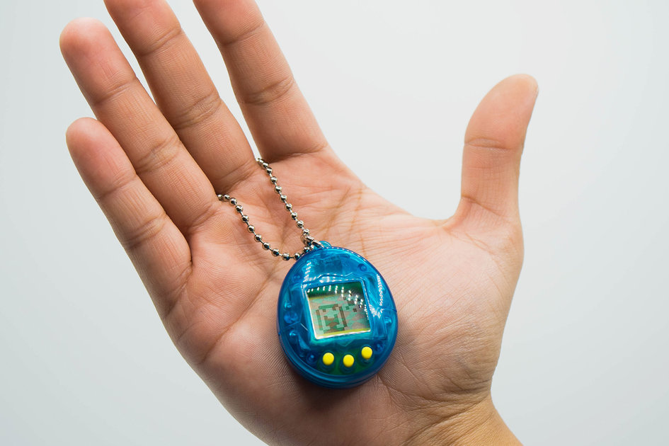 142524-gadgets-feature-what-is-tamagotchi-and-why-its-coming-back-image1-y1vqsjw4ey.jpg