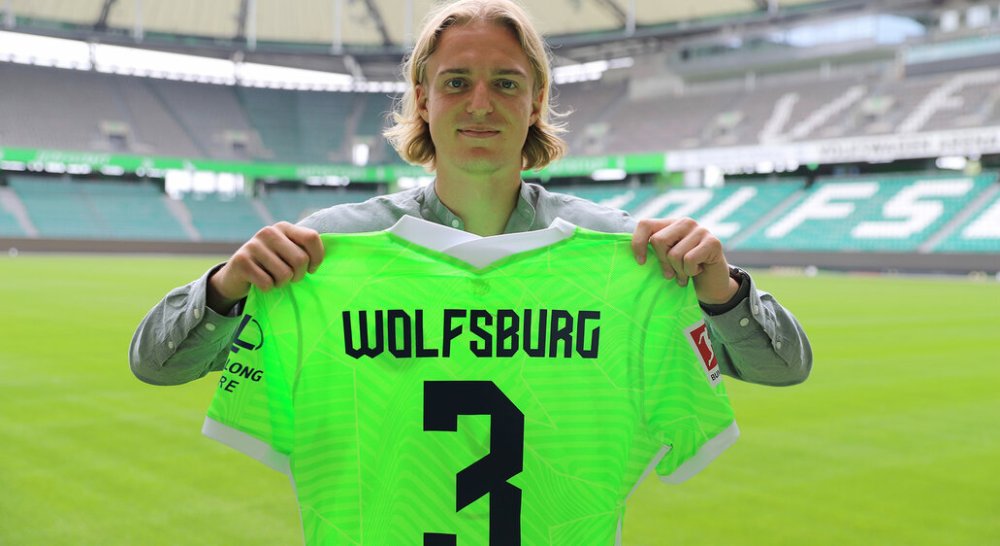 csm_210716-bornauw-trikot-vfl-wolfsburg_8b149feedd.jpg