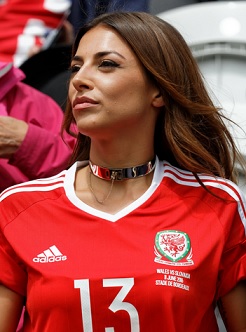 4.jpg.e8a069ffc9588ef8c9417ab7099d8ad5.jpg