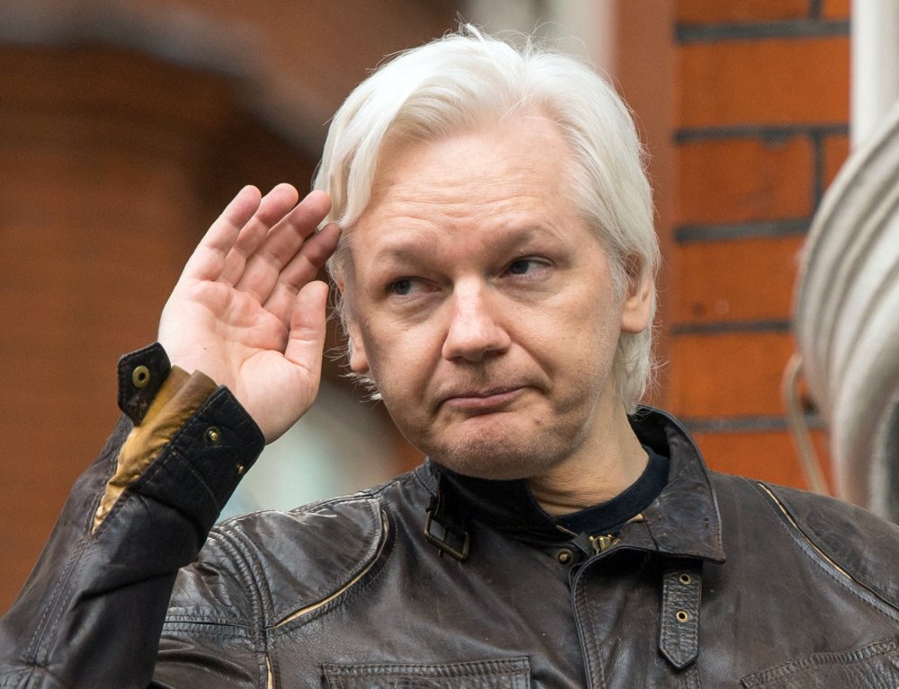 julian-assange-wikileaks-gruender-2017-in-london.jpg