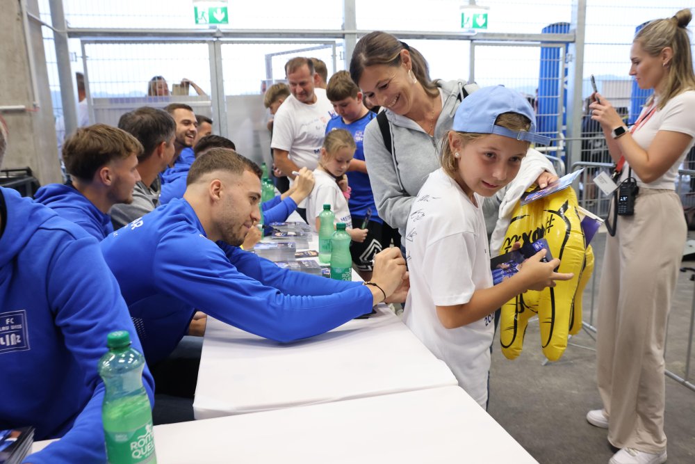 230705_eoe donauparkstadion(c) stadt linz dworschak (39).jpg