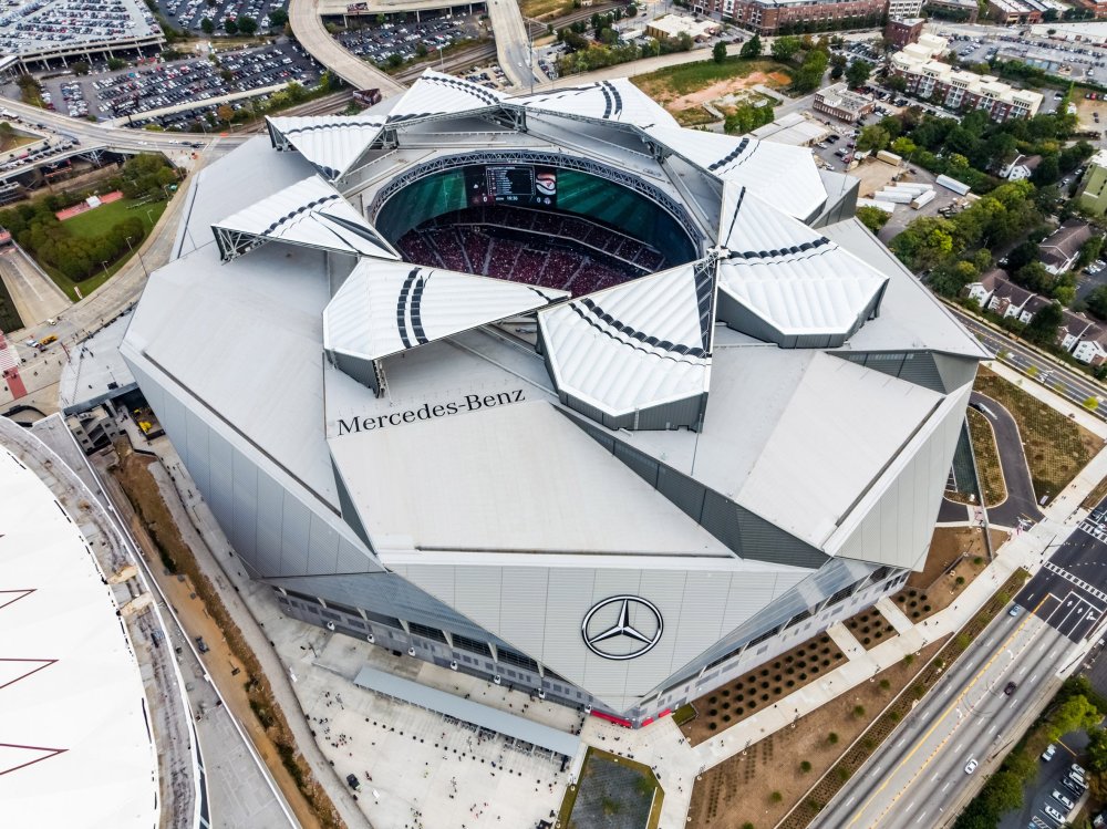 mercedes-benz-stadium-hok-architecture-atlanta-georgia-usa_dezeen_2364_col_3.jpg
