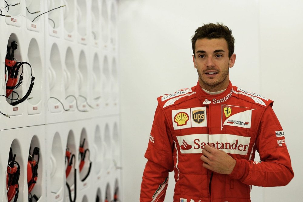 Jules-BIanchi-in-Ferrari-overalls-at-a-2014-F1-test-at-Silverstone-1536x1025.jpg
