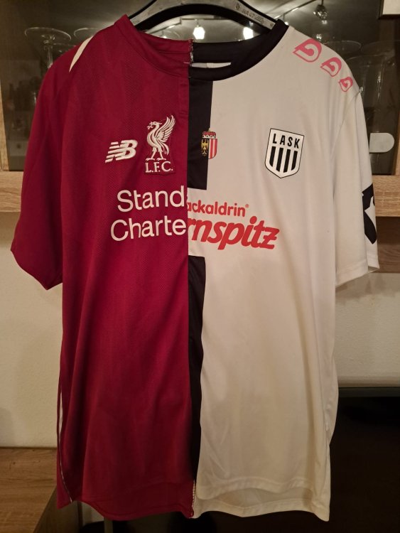 Foto Dress LASK Liverpool Vorne.jpeg