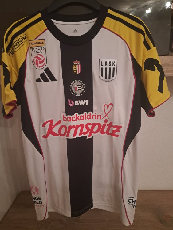 Dress Horvath vorne.jpeg